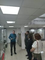 17 апреля  городской совет ветеранов пригласил граждан  старшего  поколения в музей  им.Е.Д.Фелицына познакомиться с экспонатами выставки "От камня до металла".